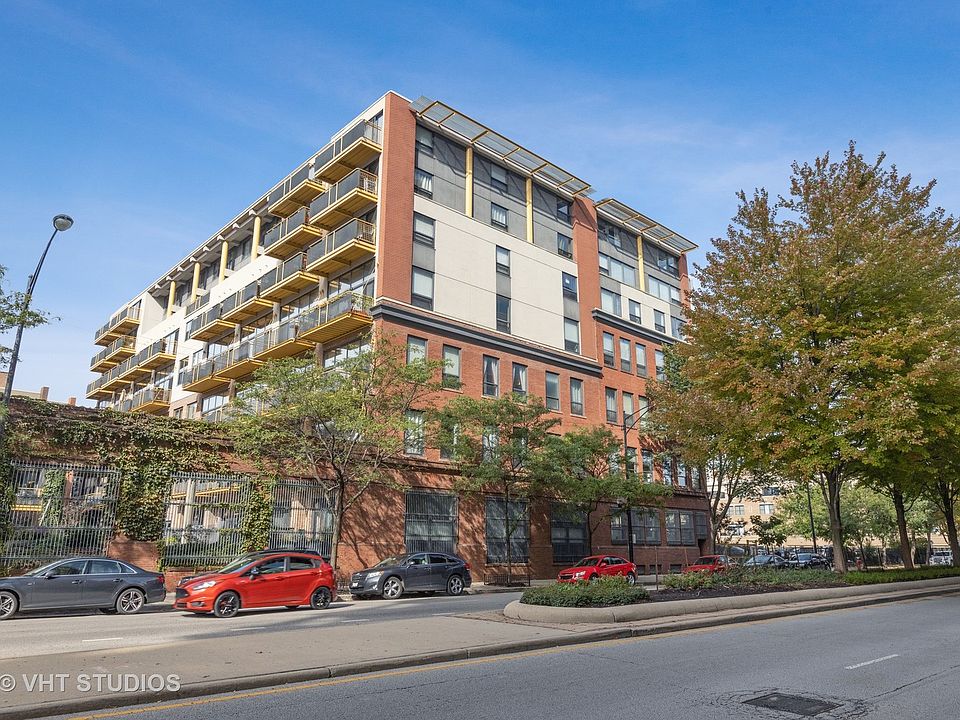 1st image of 1910 S Indiana Ave APT 419