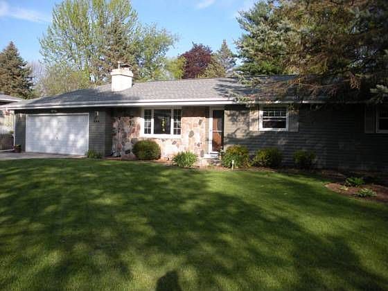 1st image of 644 Sussex Dr