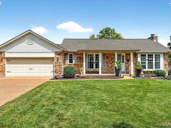 337 Saddle Back Dr, Saint Louis, MO 63129