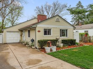 4504 Washington St, Downers Grove, IL 60515
