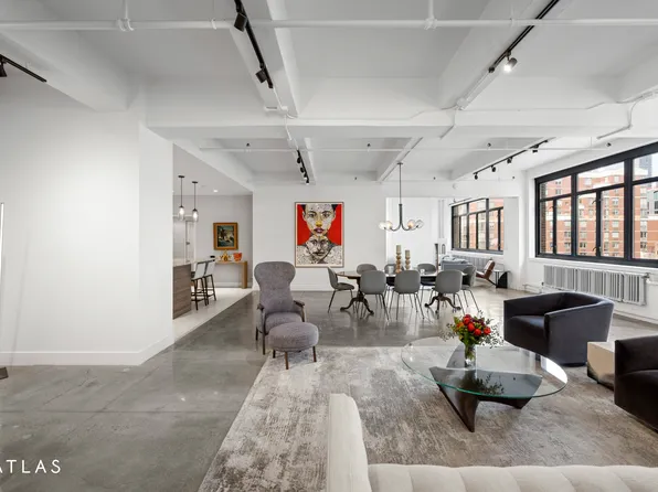 360 West 36th Street image 3 of 19