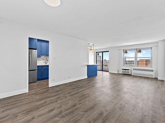 4th image of 601 Surf Ave APT 18S