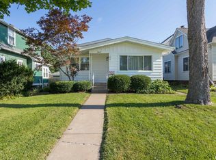 2417 15th Ave, Moline, IL 61265