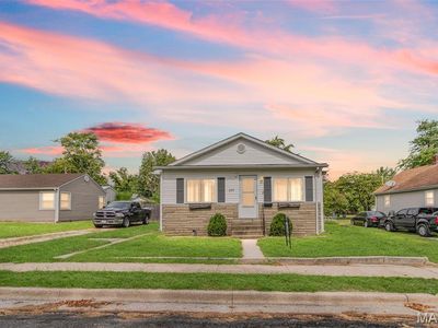 220 Walnut St, Roxana, IL, 62084