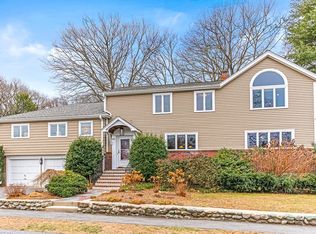 41 Rosalie Rd, Needham, MA 02494