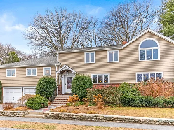 41 Rosalie Rd, Needham, MA 02494