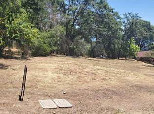 2534 Beach Ln, Lakeport, CA 95453