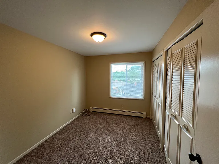 445 Shawmut Blvd NW — Photo 8