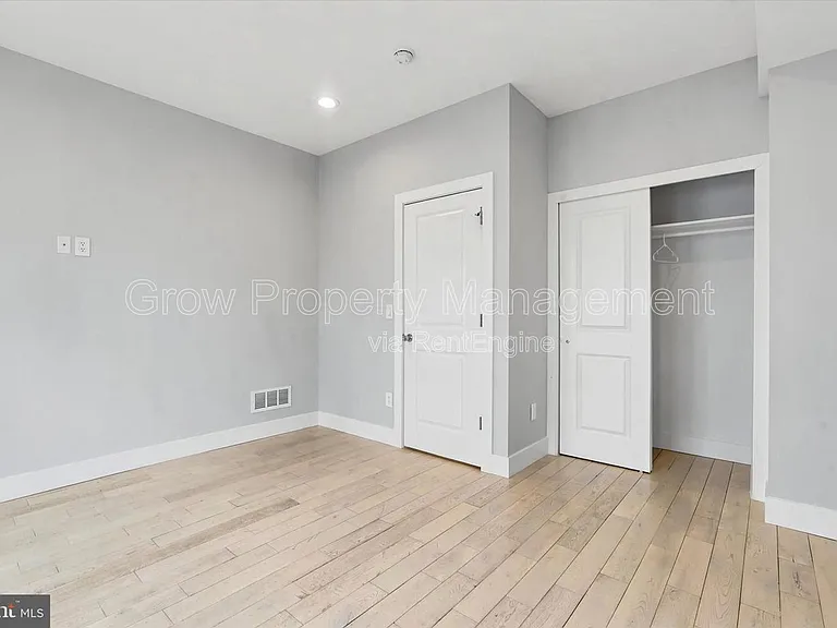 1730 Ingersoll St — Photo 11