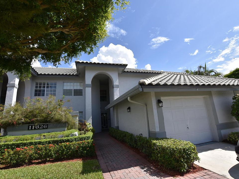 1st image of 11626 Briarwood Cir APT 2