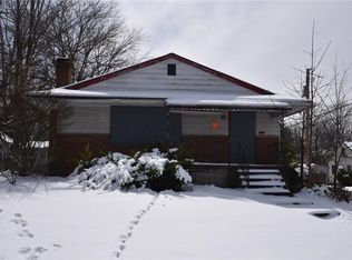 203 Hilton Ave, Youngstown, OH 44507
