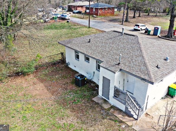 372 2nd St, Forest Park, GA 30297