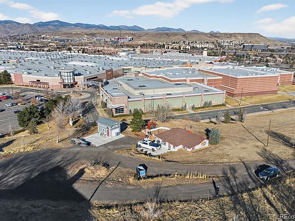 4th image of 885 Deframe Street