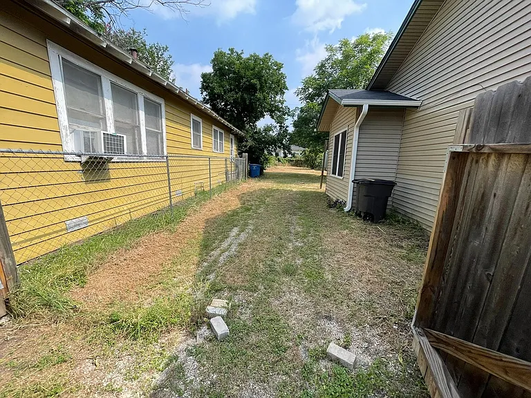 510 Avant Ave — Photo 20