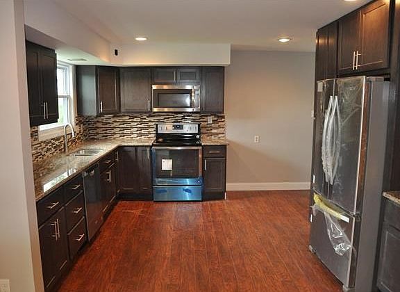 4th image of 12179 Plainsman Dr