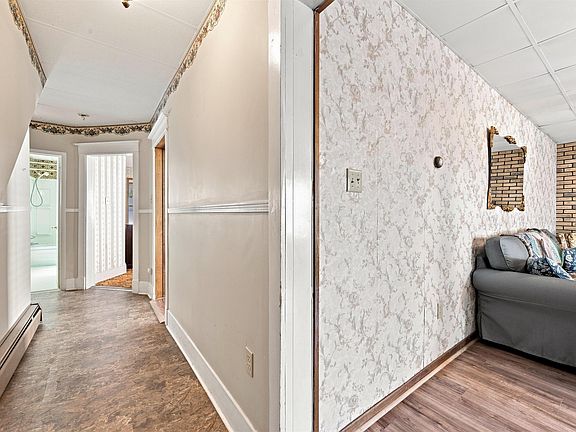 3rd image of 6355/6357 Cork St