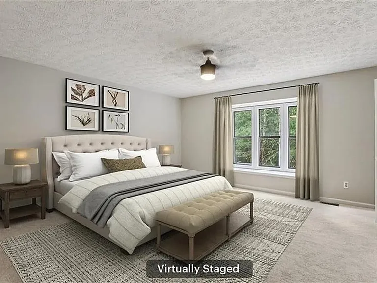 270 Saint Simons Cv — Photo 8