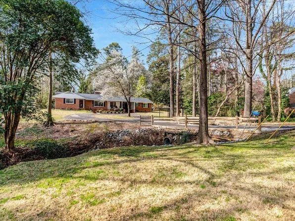 1704 Cypress Dr, Henderson, NC 27536