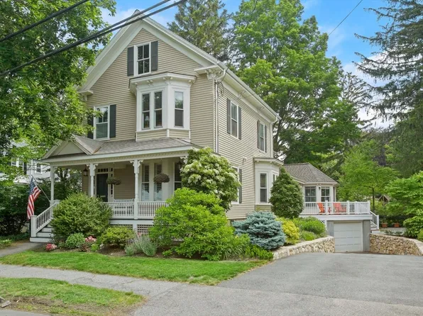 8 Parker St, Lexington, MA 02421