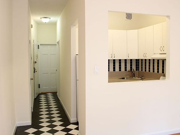 3rd image of 416 E 74th St APT 3D