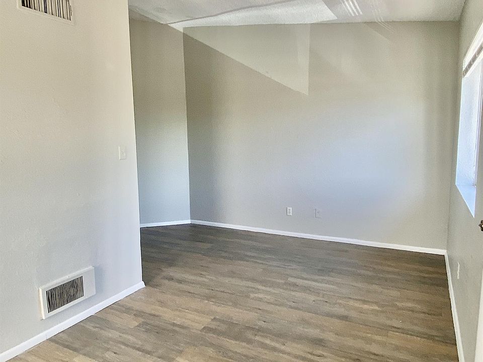 1st image of 156 E 21st St #11080890