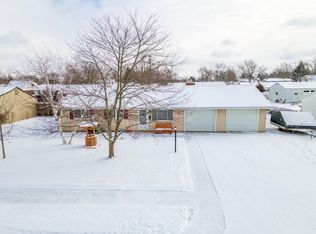 6034 Blackstone Dr, Fort Wayne, IN 46818