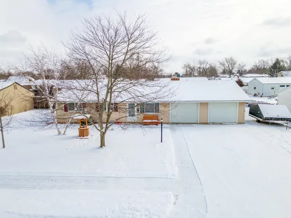 6034 Blackstone Dr, Fort Wayne, IN 46818