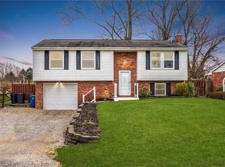 336 Hart Dr, Crescent, PA