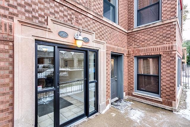 1st image of 2621 N California Ave #1
