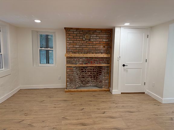 4th image of 165 W Main St #1
