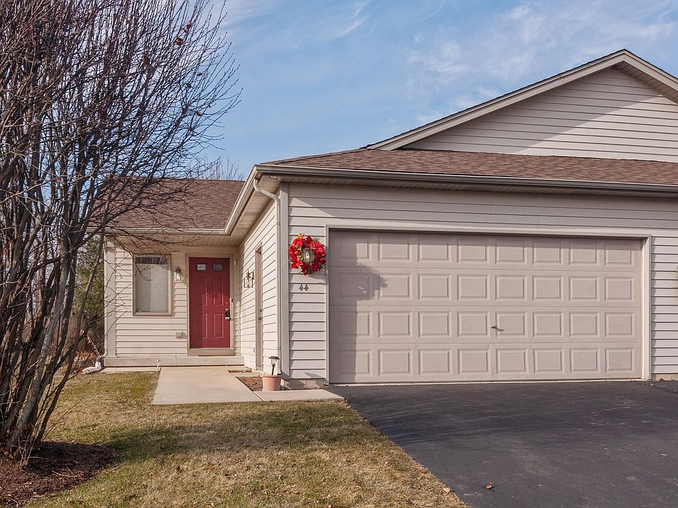 1st image of 44 S Walnut Dr