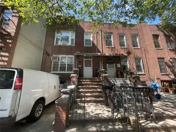 766 45th St, Brooklyn, NY 11220
