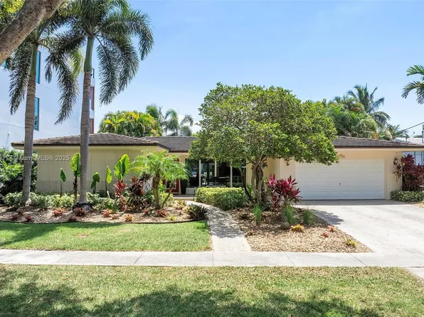 13105 Coronado Dr, North Miami, FL 33181