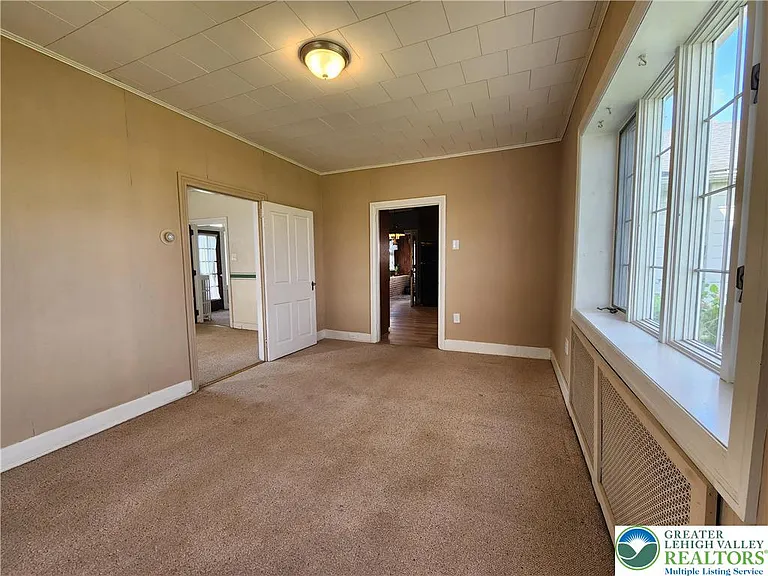 4939 Indian Creek Rd — Photo 9