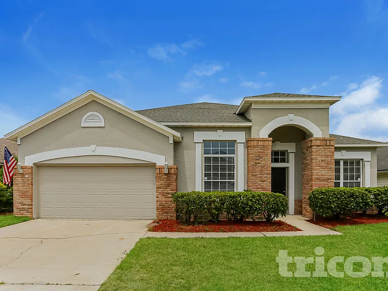 3264 Abbeyfield Dr E — Photo 1