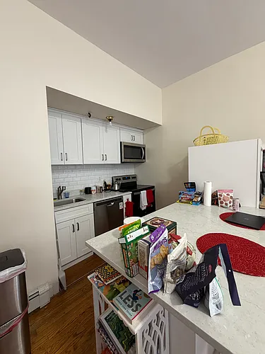 337 Beacon St Photo 1