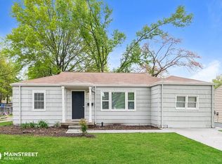 1117 E Fredrickson Dr, Olathe, KS 66061