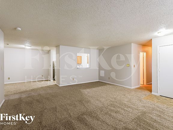 2nd image of 3257 Blue Ash Ln