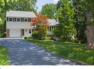 211 Aronimink Dr, Newtown Square, PA 19073