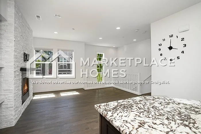 23942 SE 45th Pl — Photo 6