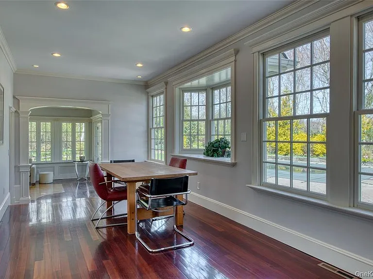 11003 Main Rd — Photo 10