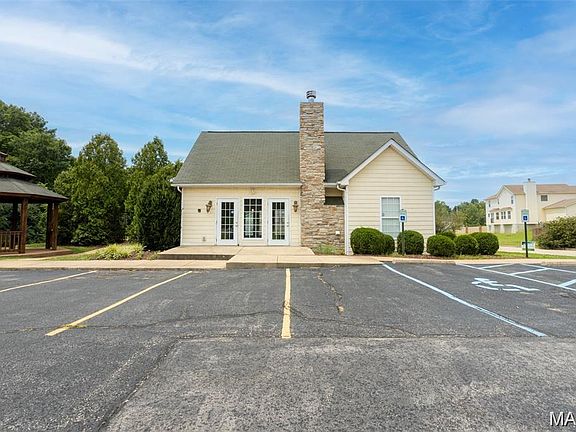 4th image of 5713 Portsmouth Ln