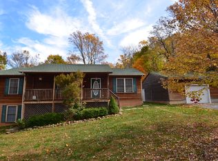 19 Lonesome Pine Rd, Front Royal, VA 22630