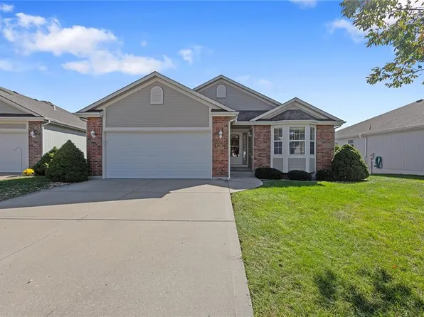 5365 S Shrank Ct, Independence, MO 64055