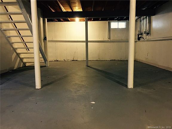4th image of 71 Bentwood Dr APT 8