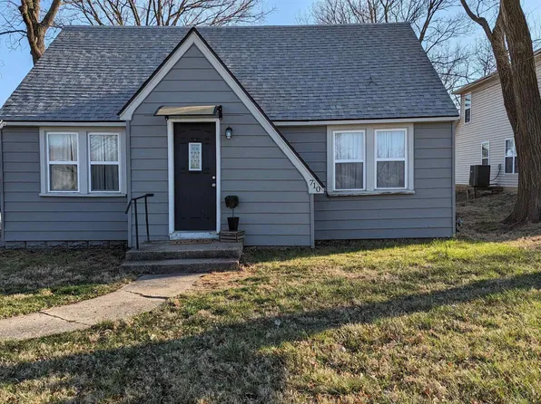 710 W Rogers St, Clinton, MO 64735