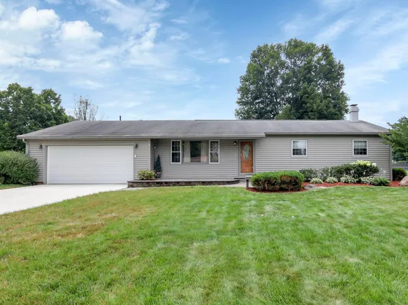 225 Sherwood Downs Rd N, Newark, OH 43055