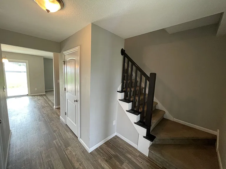15266 Delphinium Pl — Photo 2