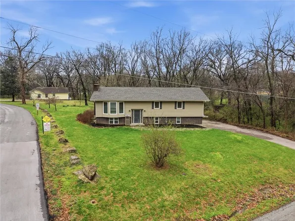 3601 NW 56th St, Kansas City, MO 64151