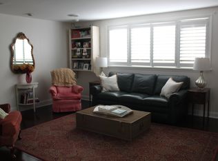 654 Renz St, Philadelphia, PA 19128